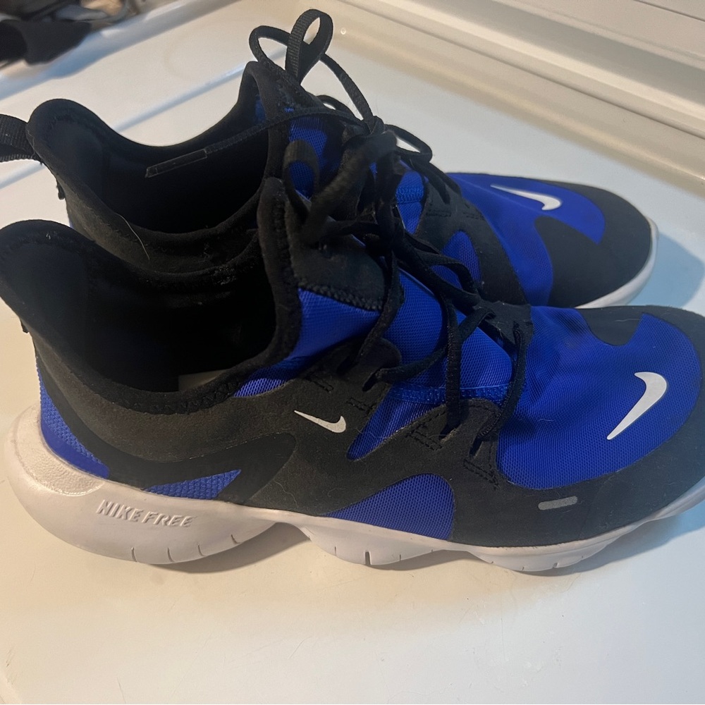 Nike Free Sneakers in Blue and Black